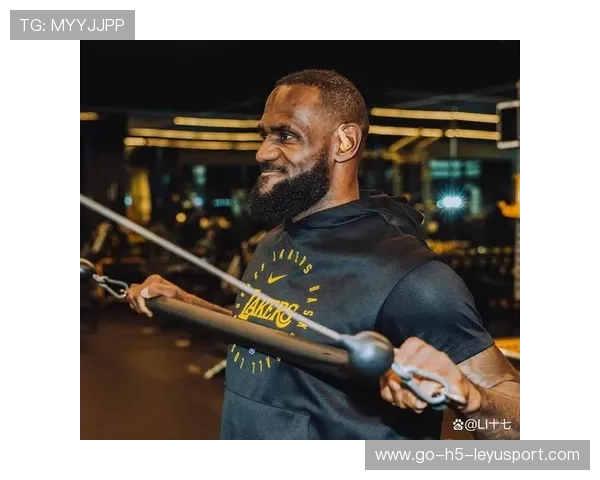 詹姆斯凌晨突然发文引热议：洛杉矶发生了什么？